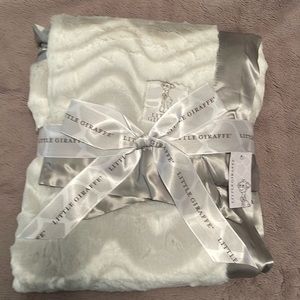 NEW - Little Giraffe Luxe baby blanket Wht background with silver wavy lines